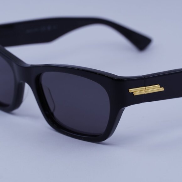 Bottega Veneta BV1143S 001 Sunglasses Black Rectangle Frame, Grey Lenses - Picture 4 of 10